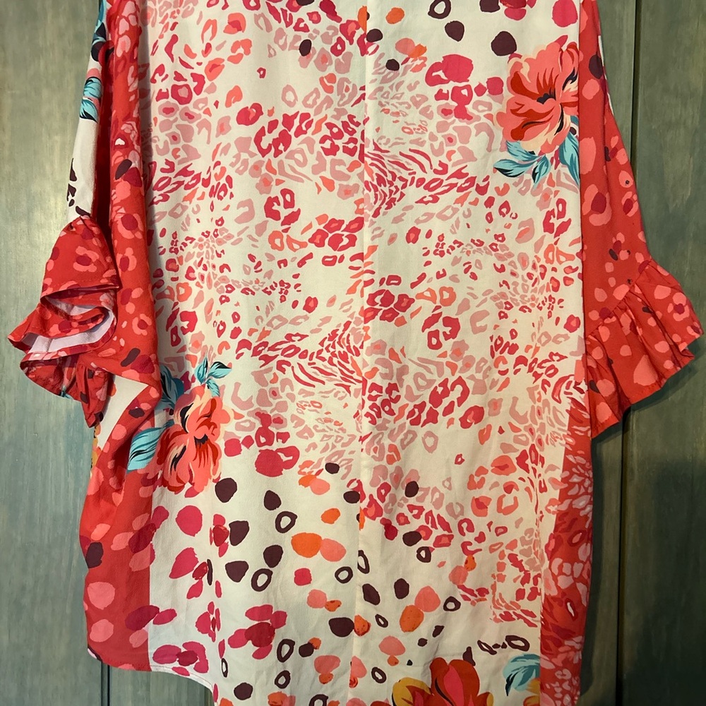 Umgee Multicolor Patterned Top - Picture 2 of 3